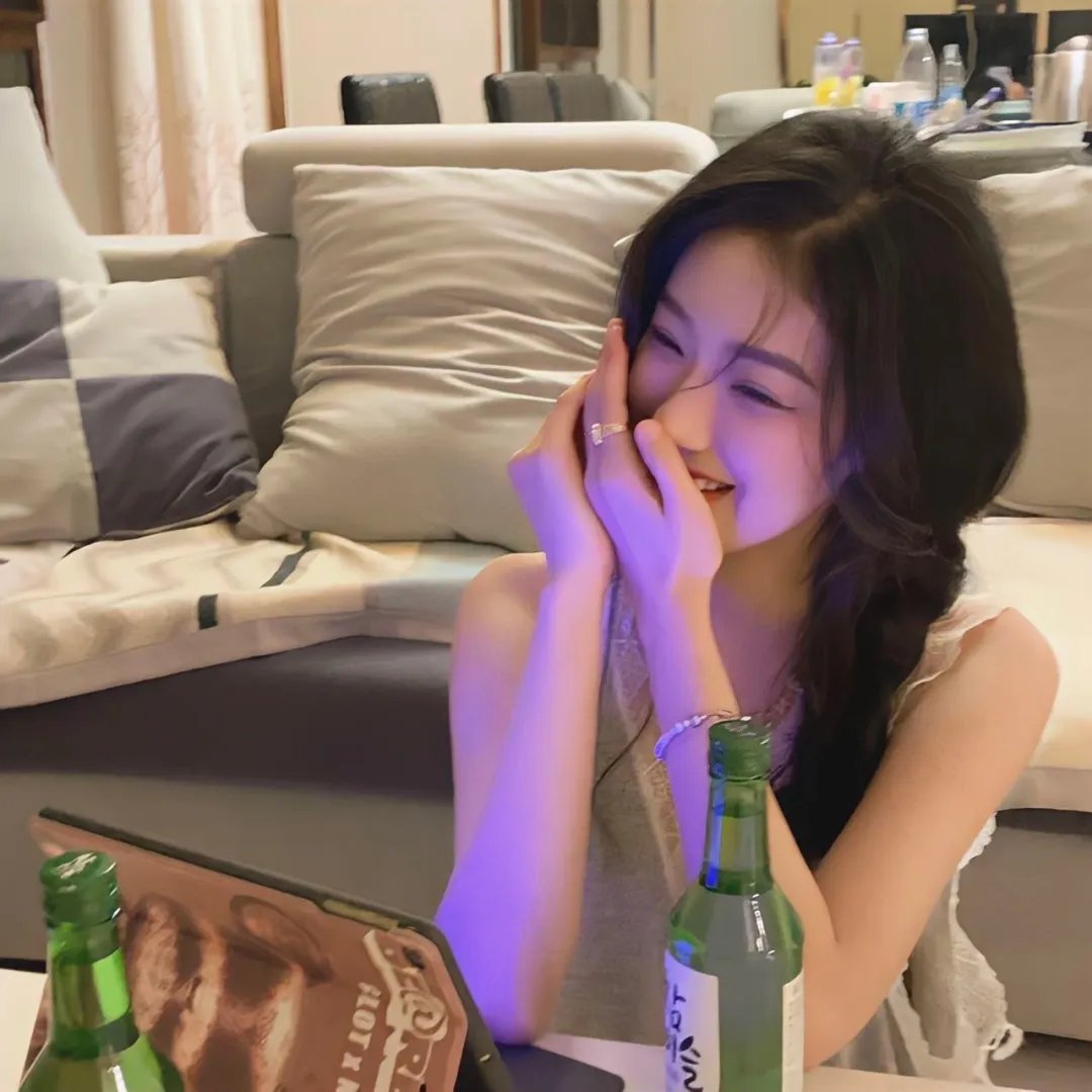 吞噬太阳的女子